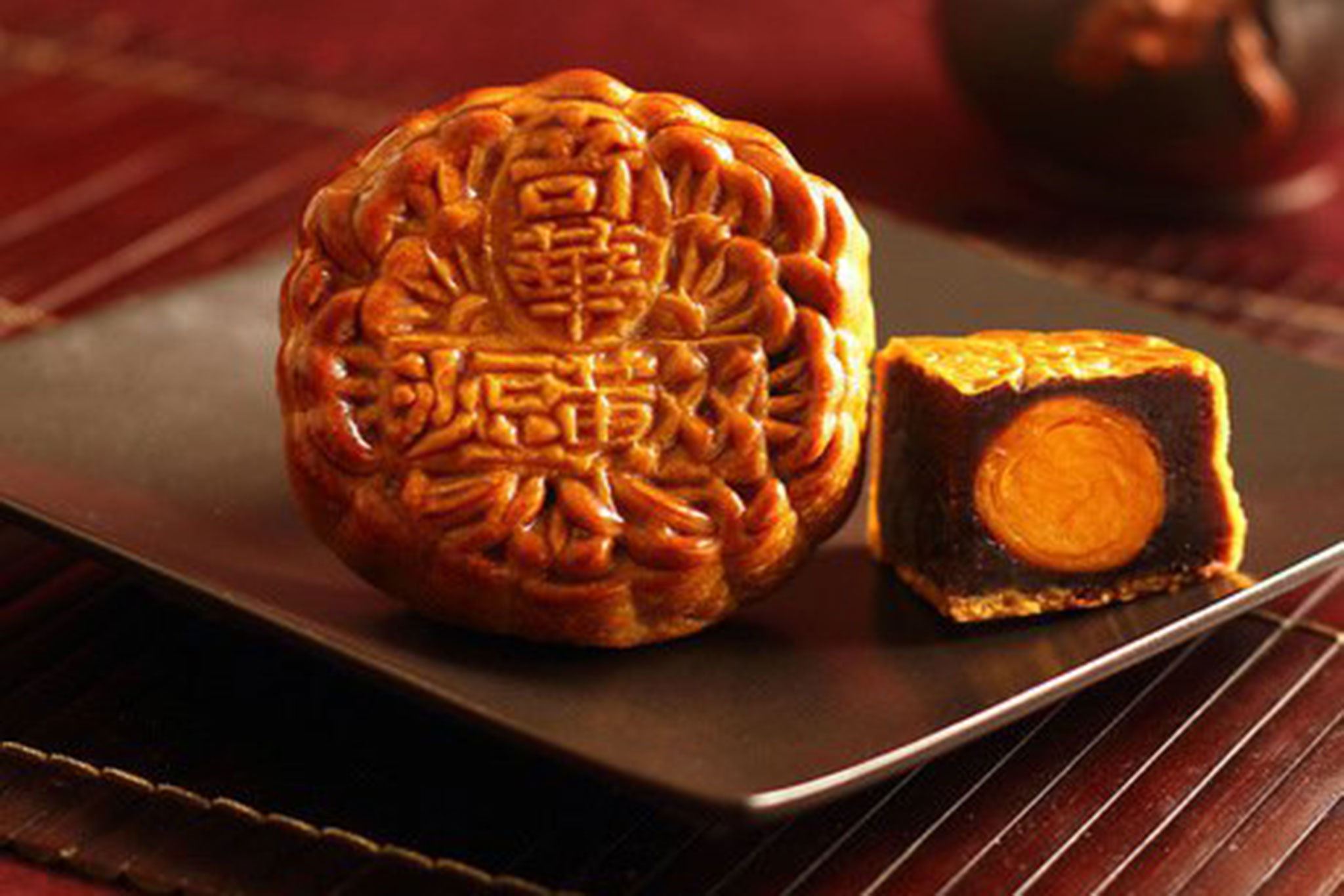 Kee Wah Bakery Mooncake