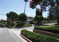 Casuda Canyon Plaza Road view