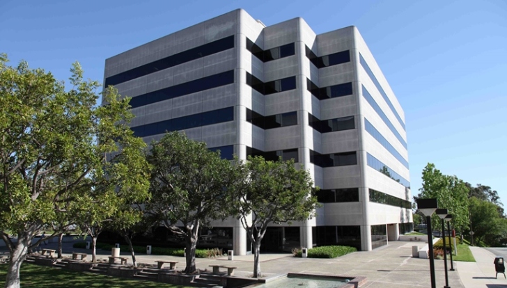 LA Corporate Center